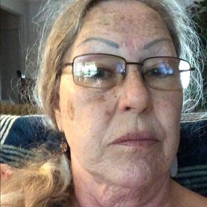 Meet your Posher, Bobbie williams